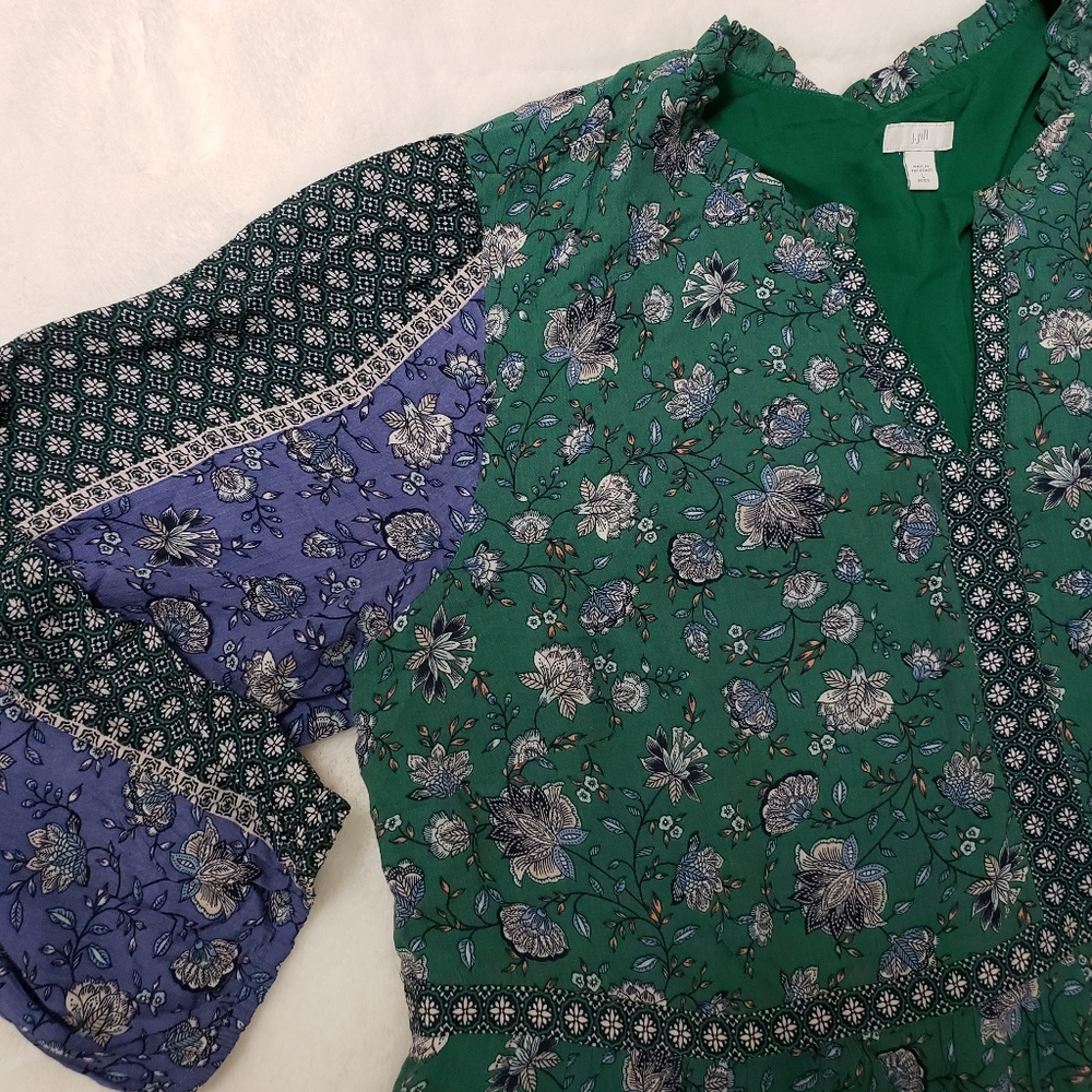 J. Jill women's Sz L  V-neck Midi Dress Green & Blue Floral Boho - Picture 9 of 9